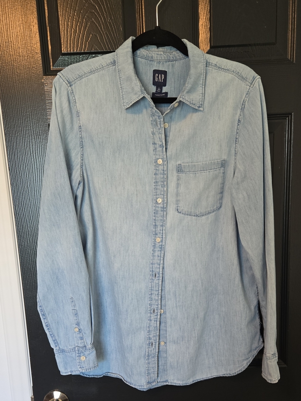 GAP Women's Light Blue Denim Shirt